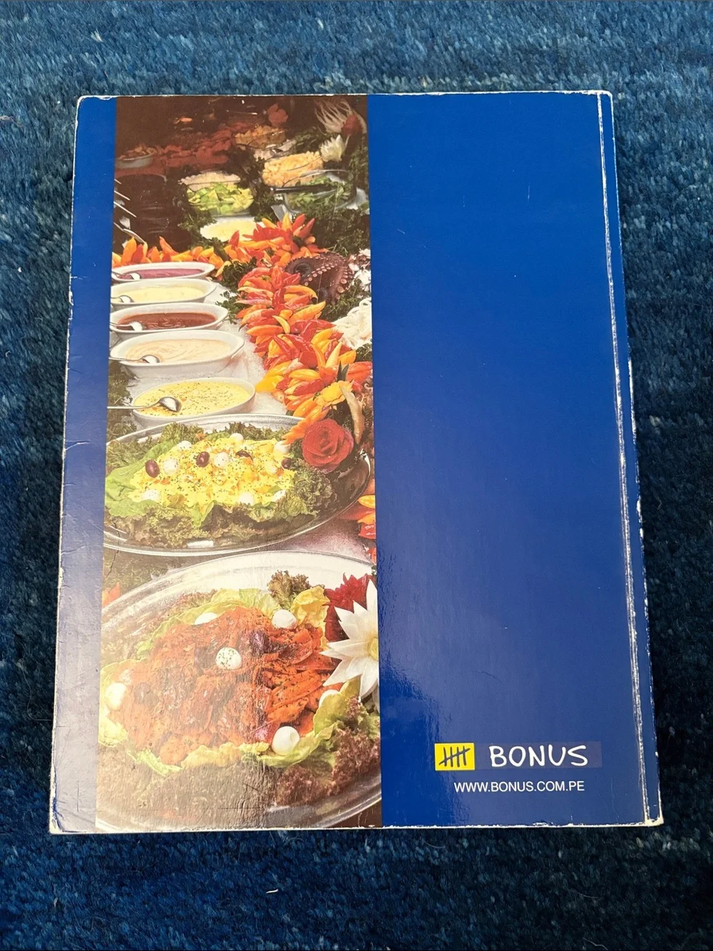 Rare find! Una fiesta del sabor: El Perú y sus comidas - Cookbook in Spanish.